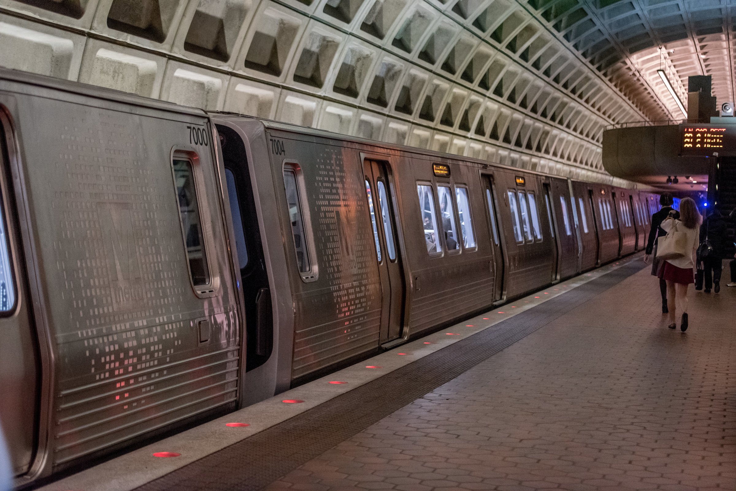 nanometro in metro